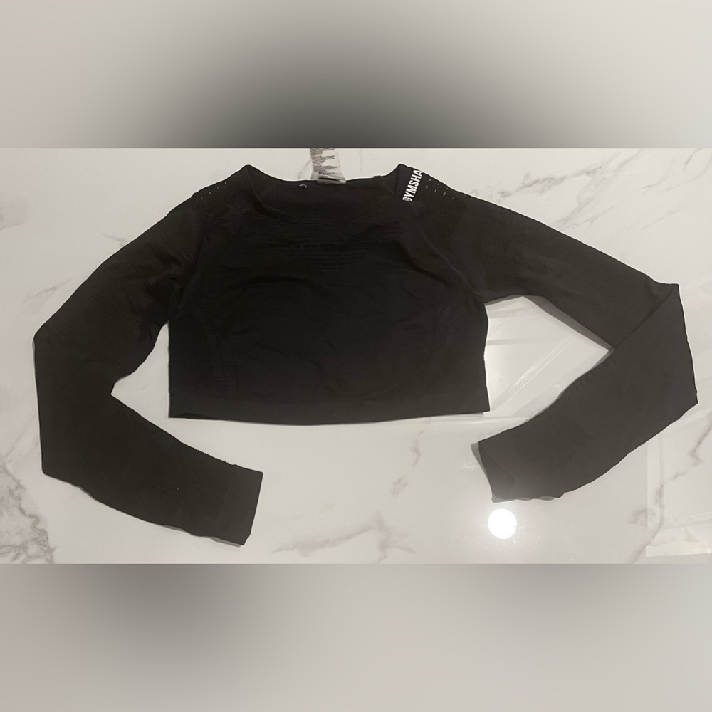 Gymshark long sleeve cropped laser cut top with thumbholes